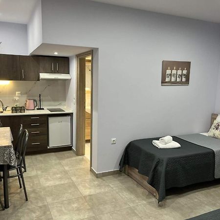 Kaiafas Luxury Philoxenia Daire Néa Péramos Oda fotoğraf
