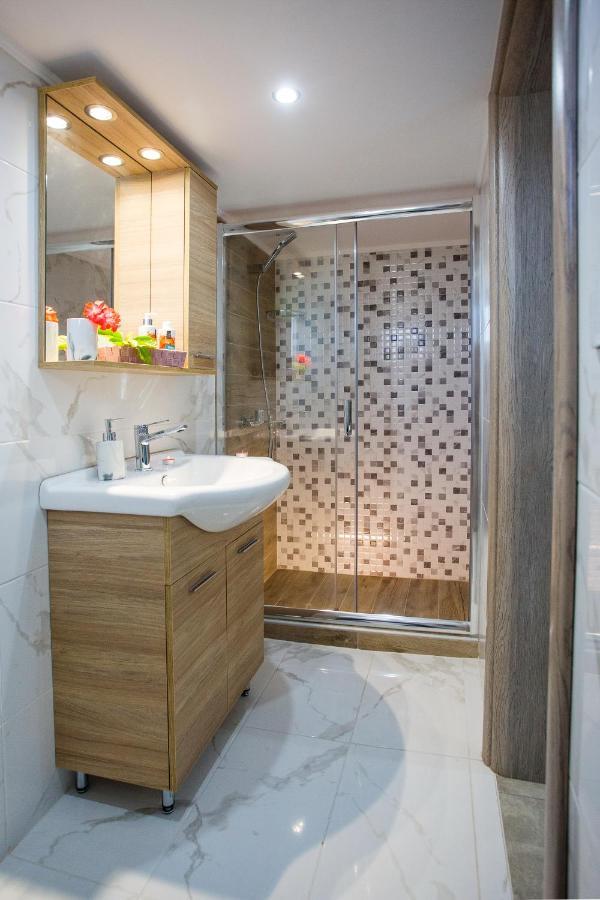 Kaiafas Luxury Philoxenia Daire Néa Péramos Dış mekan fotoğraf