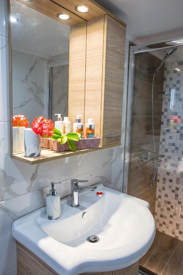 Kaiafas Luxury Philoxenia Daire Néa Péramos Dış mekan fotoğraf